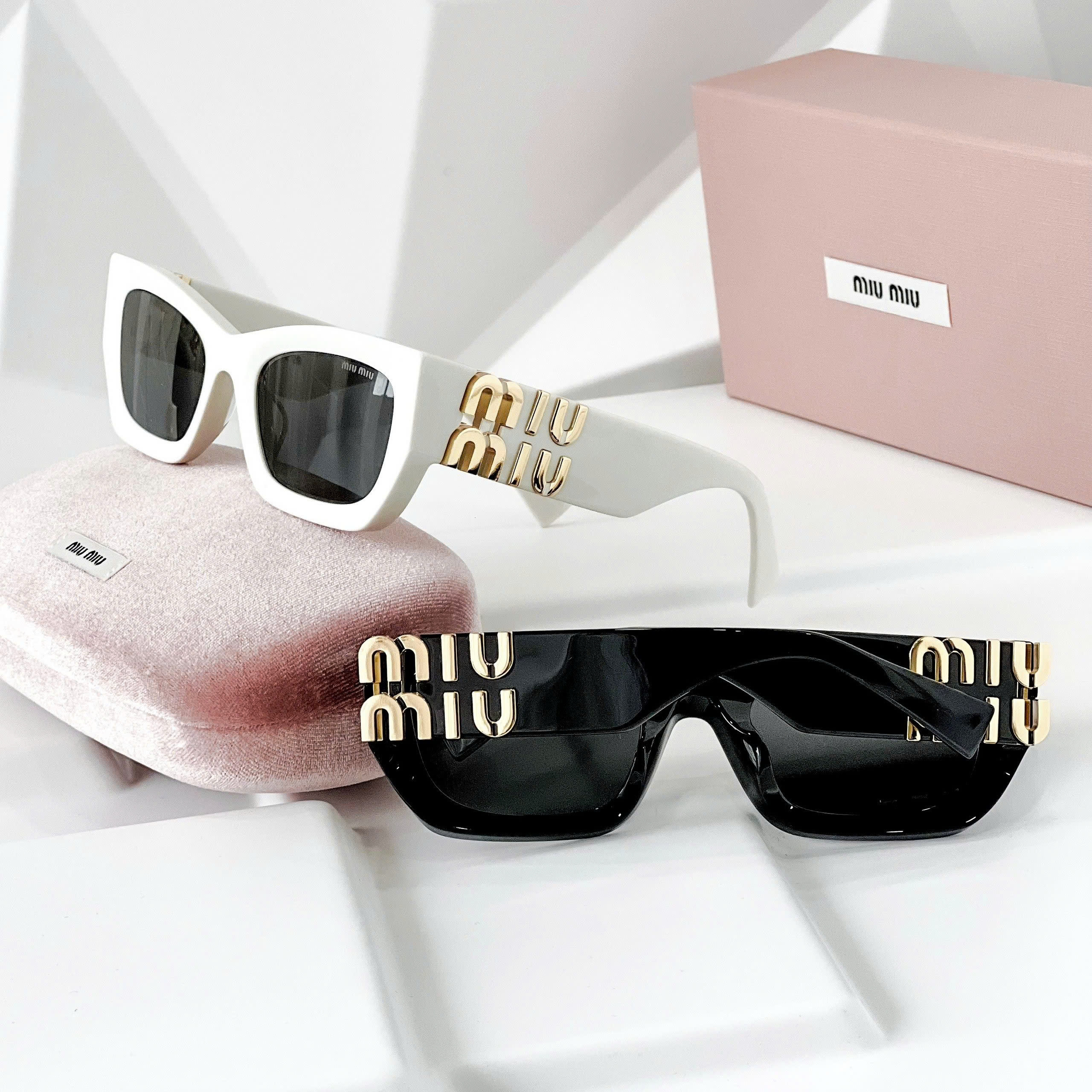 Kính Miu Miu