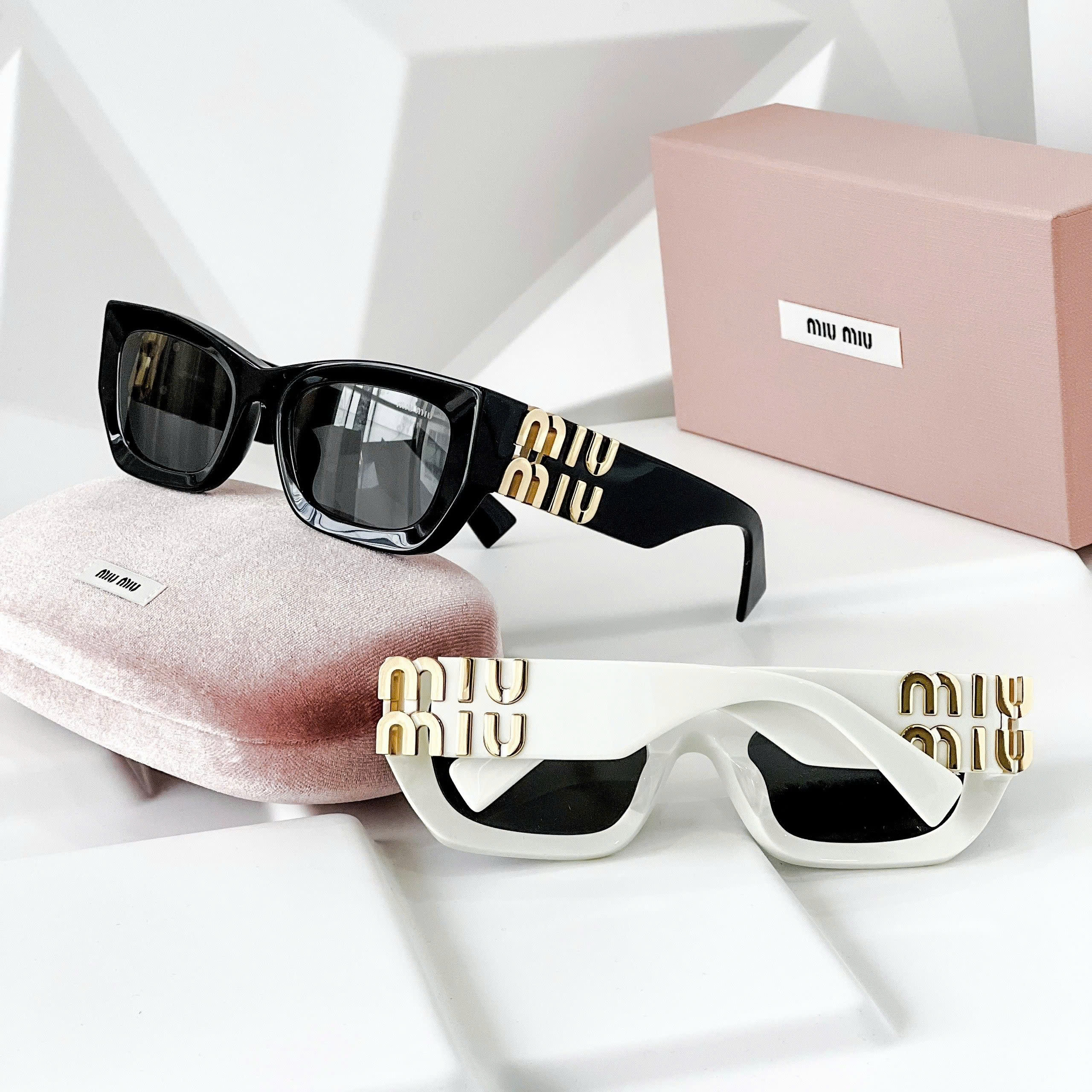Kính Miu Miu