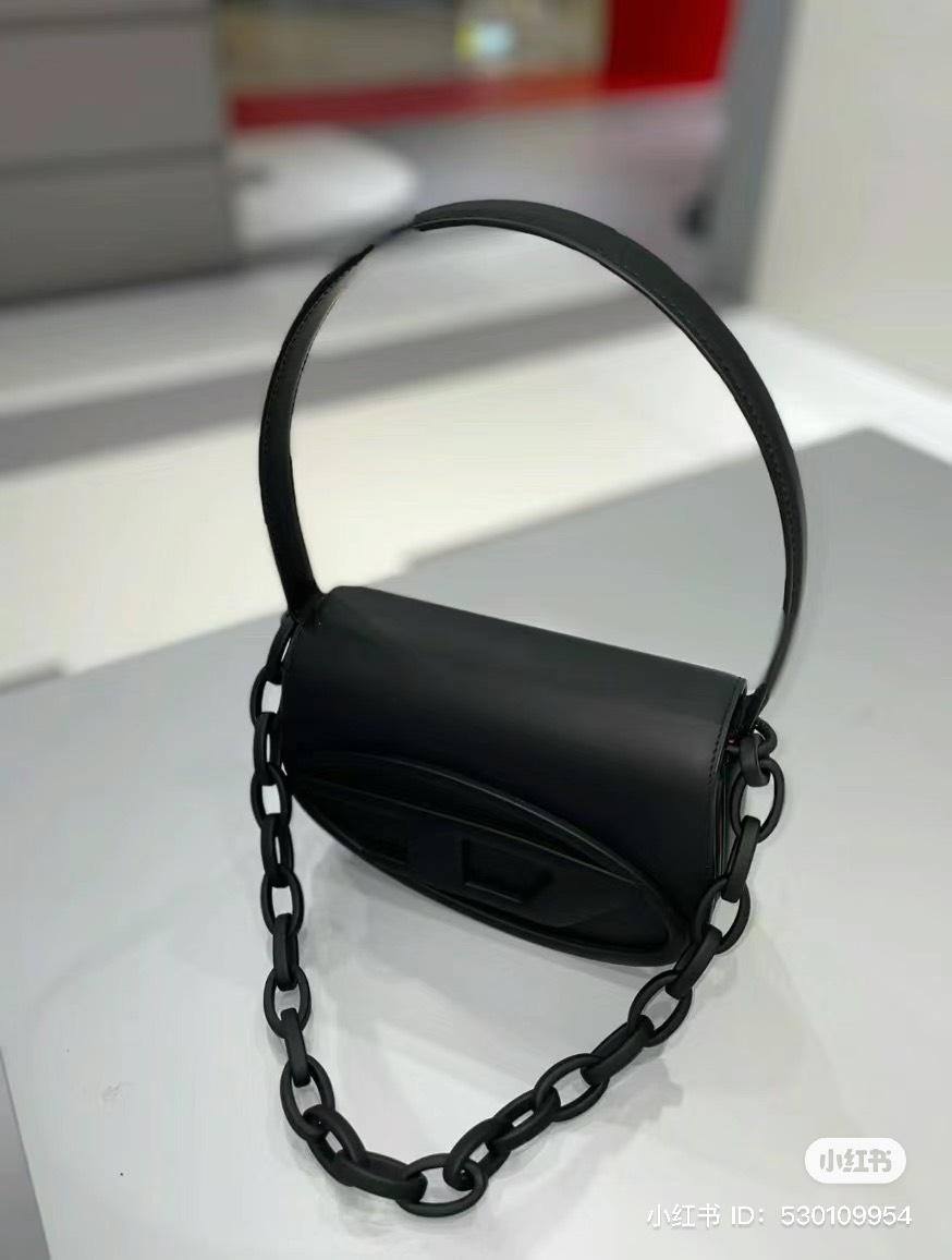 Túi Diesel 1DR-Iconic Shoulder Bag In Matte Leather
