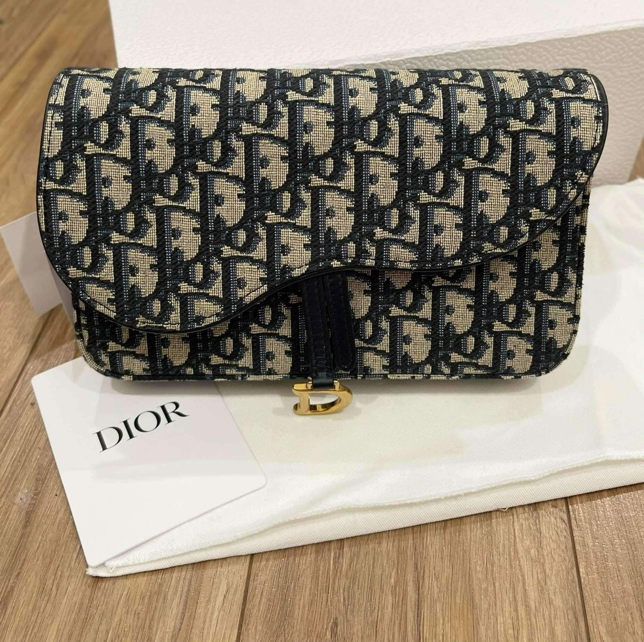 Túi Dior saddle pouch