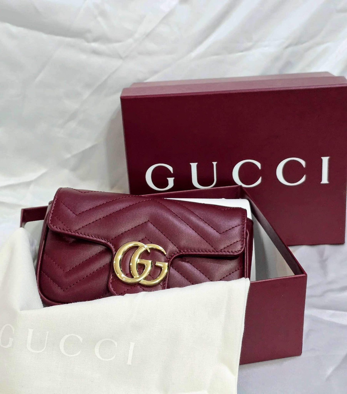 Ví Gucci mini đỏ