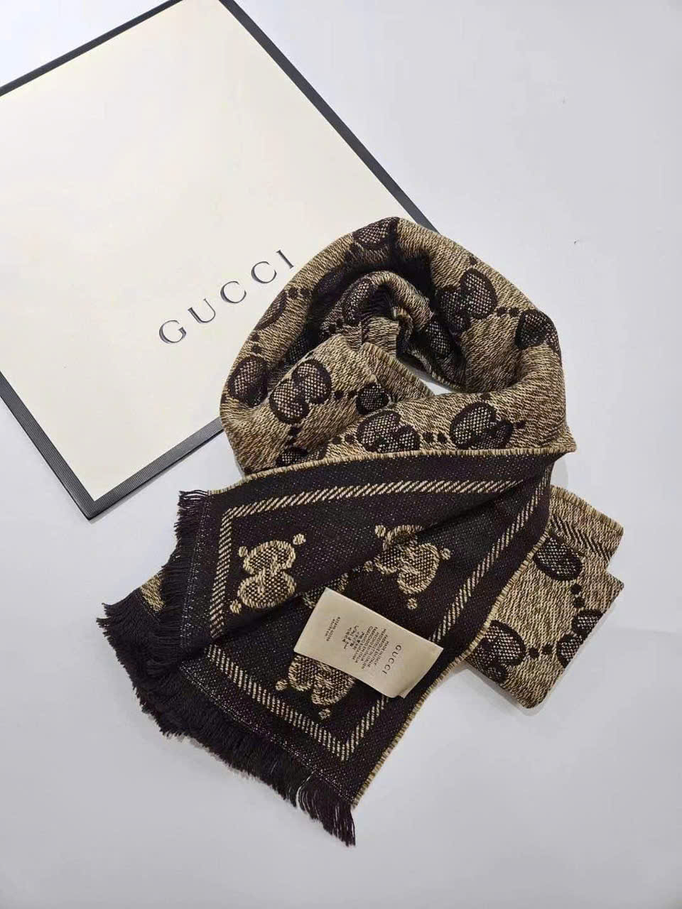 Khăn Gucci logo Nhỏ