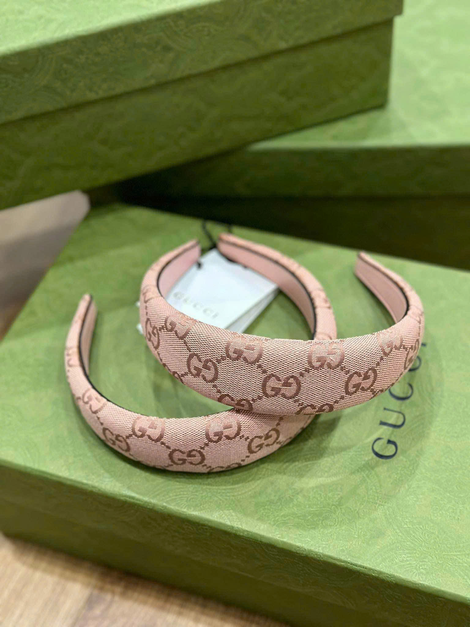 Bờm Gucci Bản to