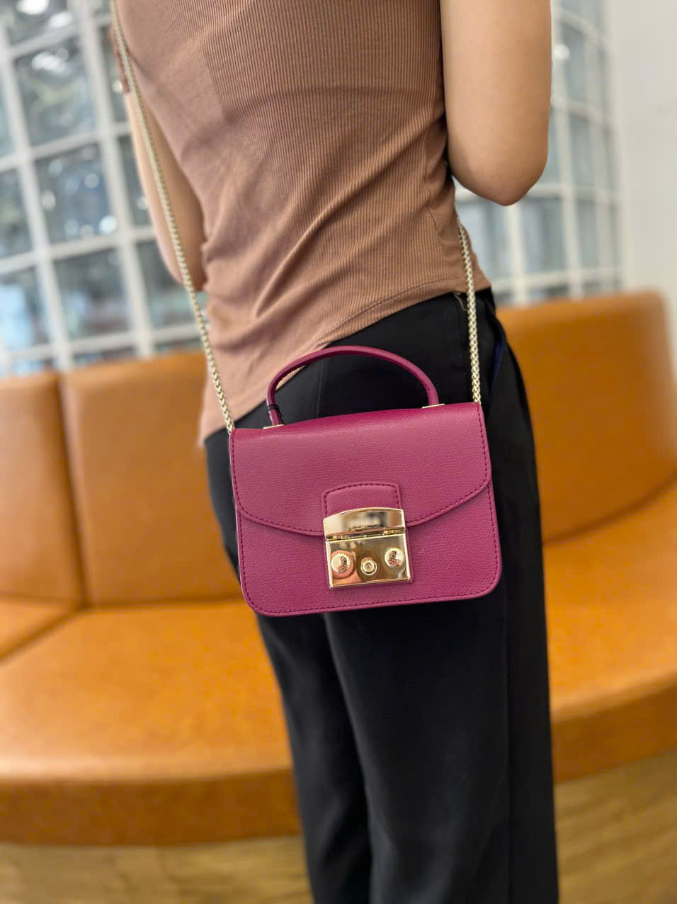Túi đéo chéo Furla top mini metro Amarena