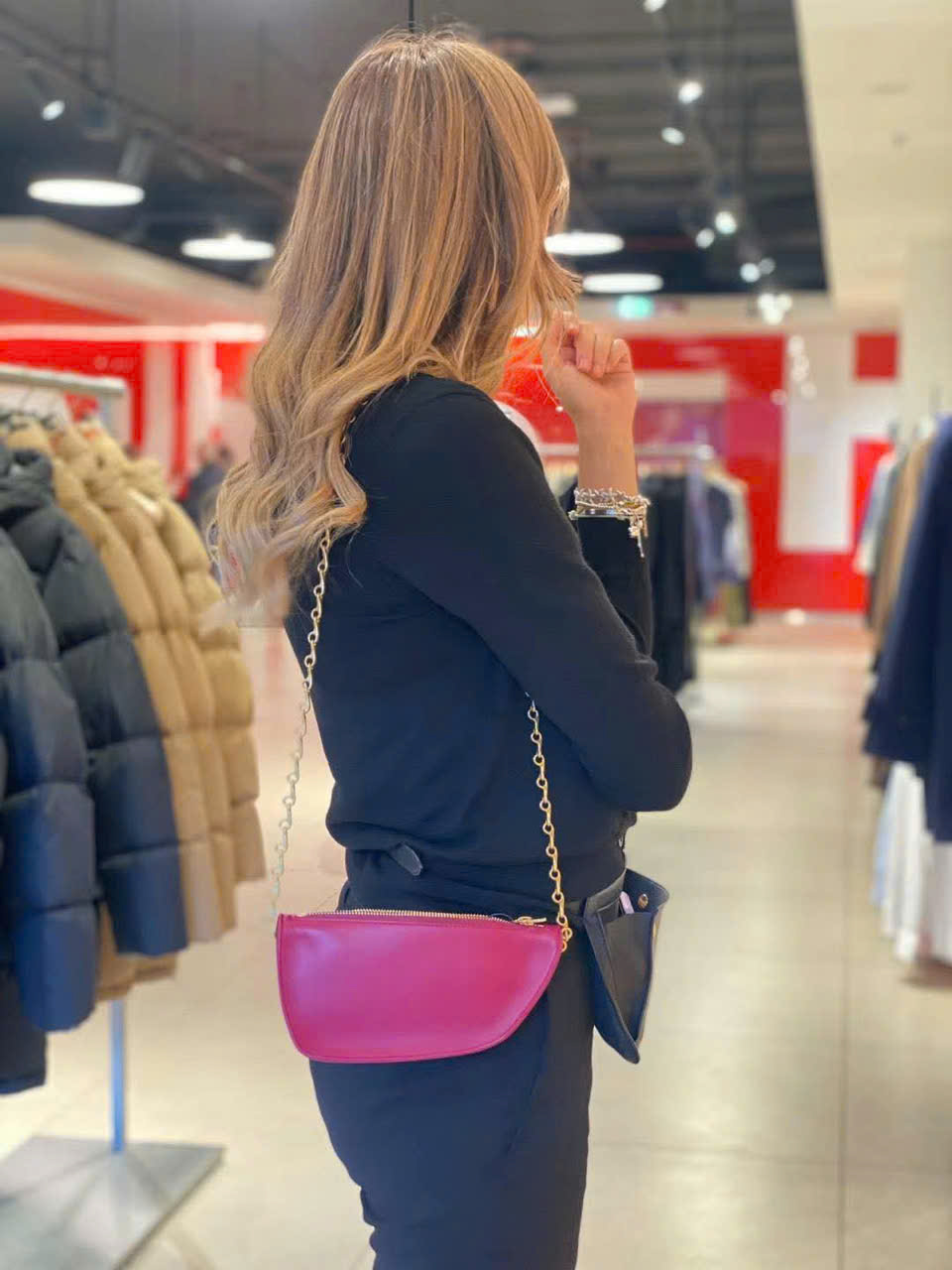 Túi đeo vai Burberry