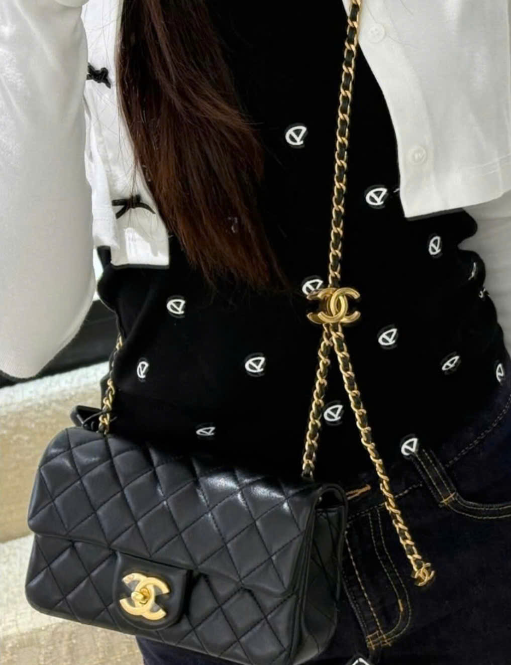 Túi đeo chéo Chanel MINI 8