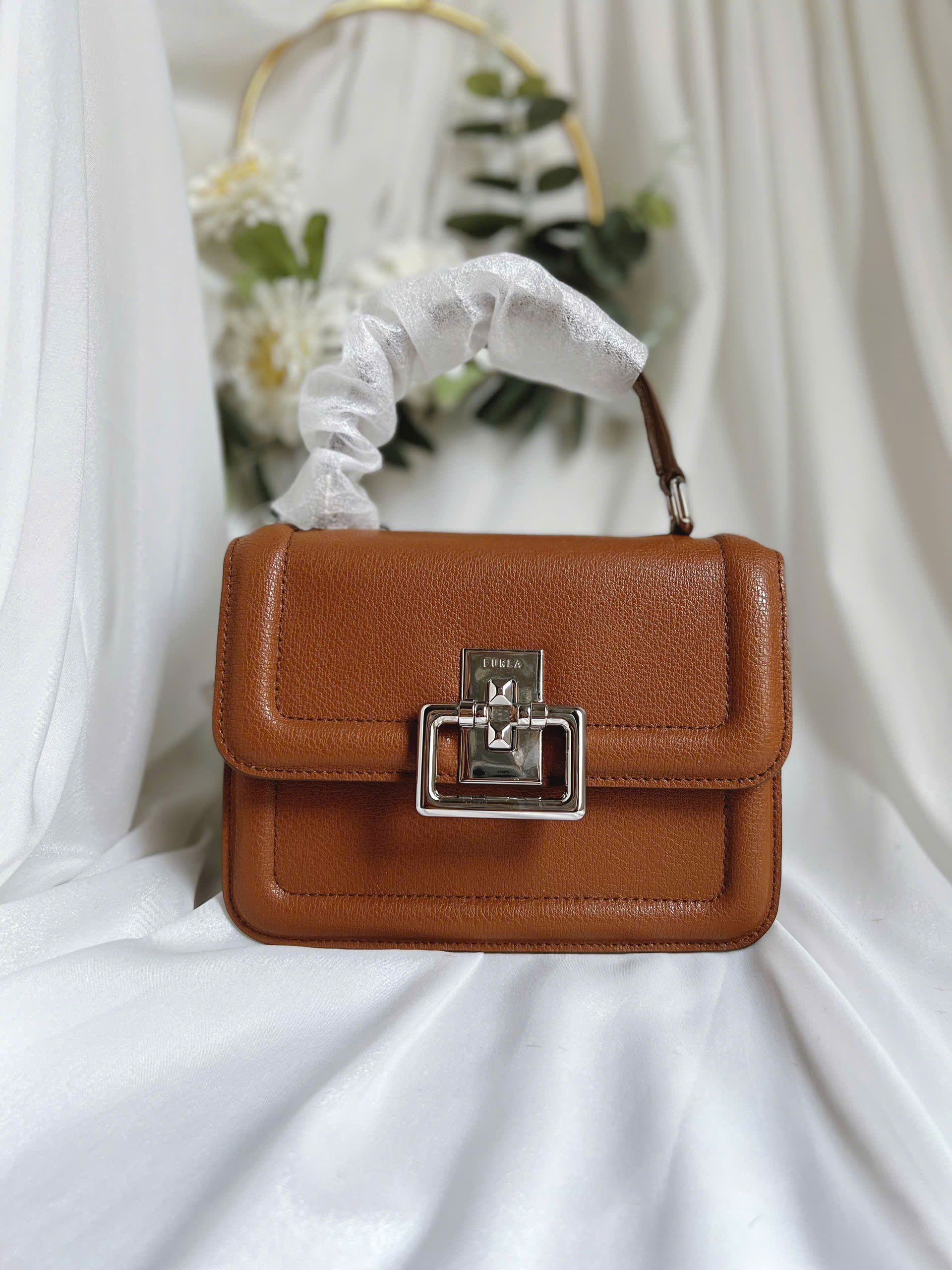 Túi Furla villa