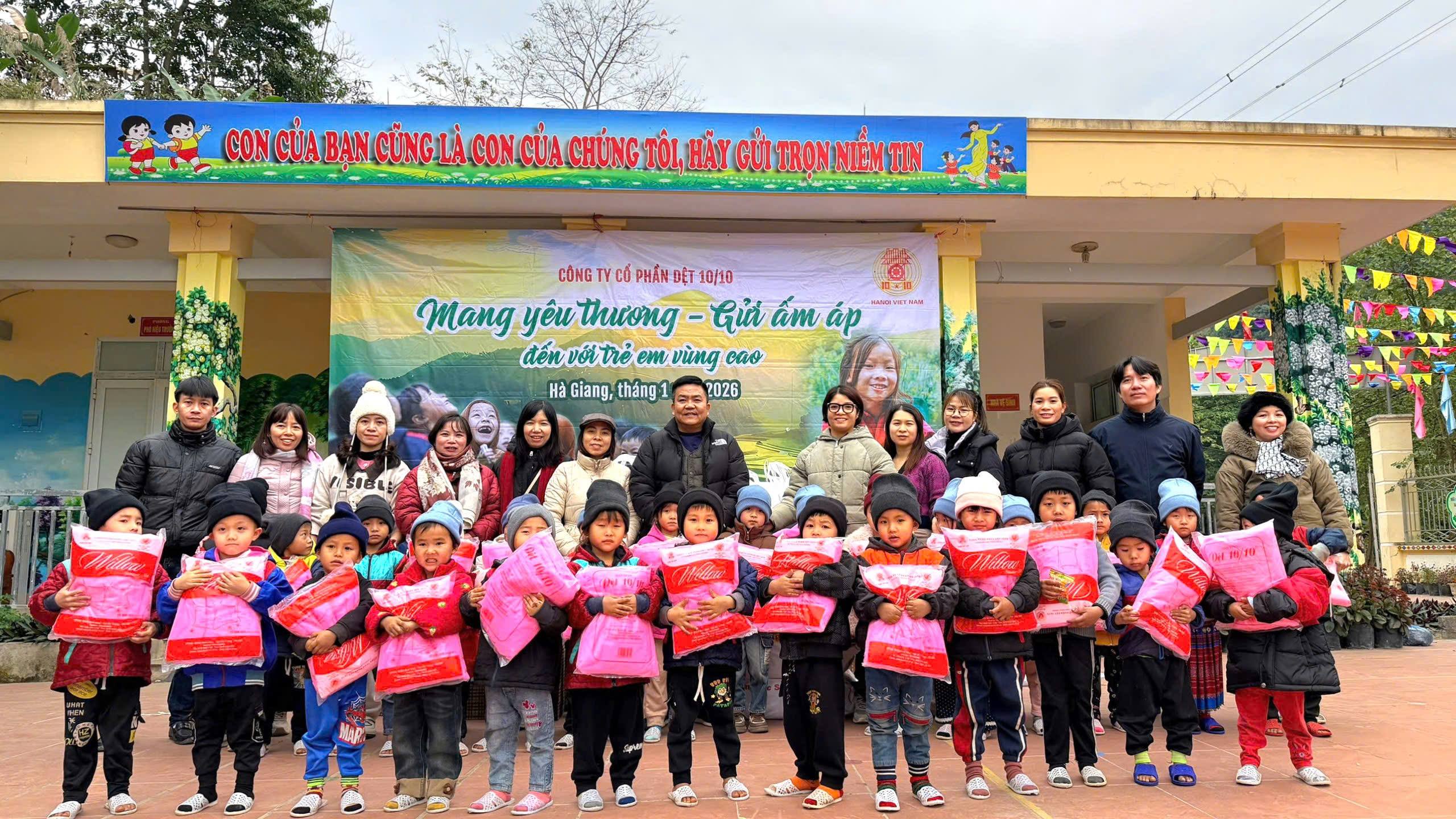 HÀNH TRÌNH TRI ÂN & SẺ CHIA VỚI MẢNH ĐẤT ĐỊA ĐẦU TỔ QUỐC- HÀ GIANG