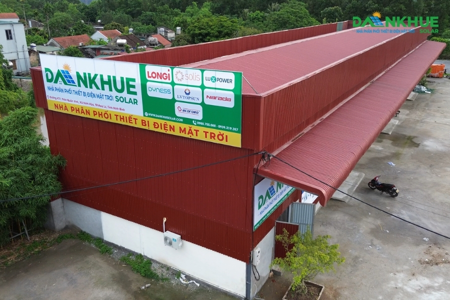 Tổng kho phân phối tấm pin năng lượng tại TP.HCM