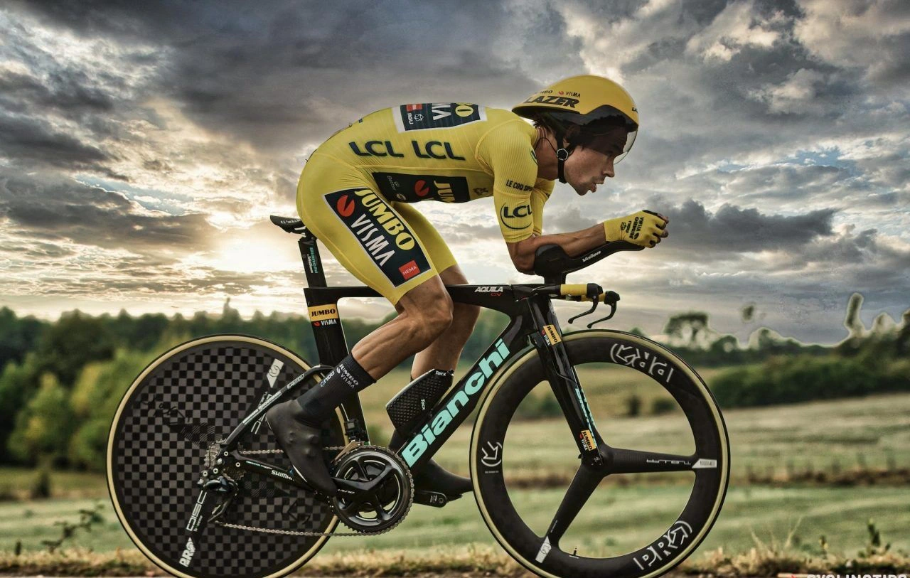 Loai-Xe-Time-Trial-tinh-gio-hay-xe-Triathlon-ba-mon-phoi-hop