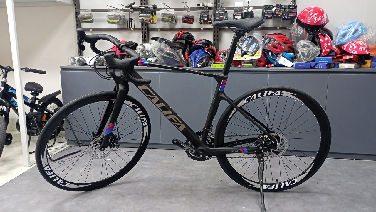 Xe đạp đua Califa CR450
