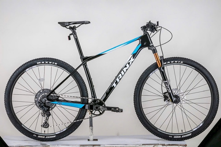 Xe đạp thể thao TrinX V1000