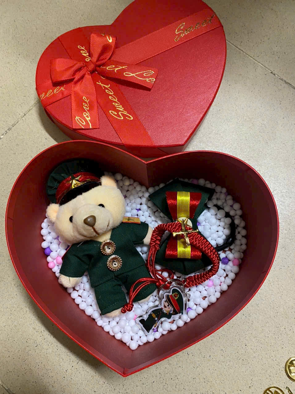 Hộp Quà Gấu Bông Hoa Hồng Trái Tim Dễ Thương Cao Cấp