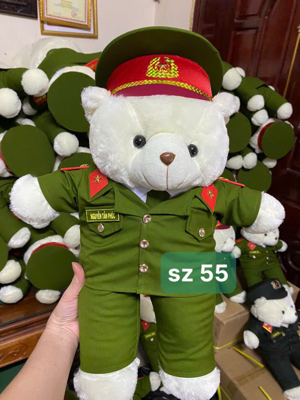 Gấu bông mặc quân phục chiến sĩ dễ thương làm quà tặng