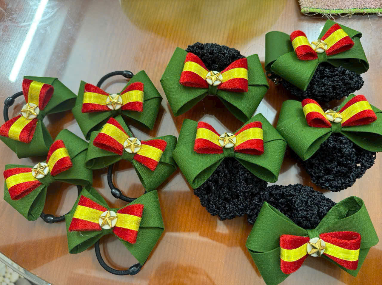 Nơ cột tóc handmade phong cách chiến sĩ dễ thương