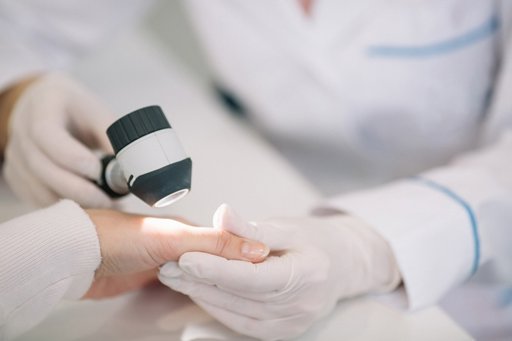 Chuyện thầm kín: Khi nào nên đi khám bệnh hoa liễu?