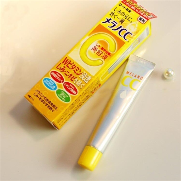 Tinh Chất Dưỡng Trắng, trị thâm mụn , giảm nám Serum Vitamin C Melano CC Rohto
