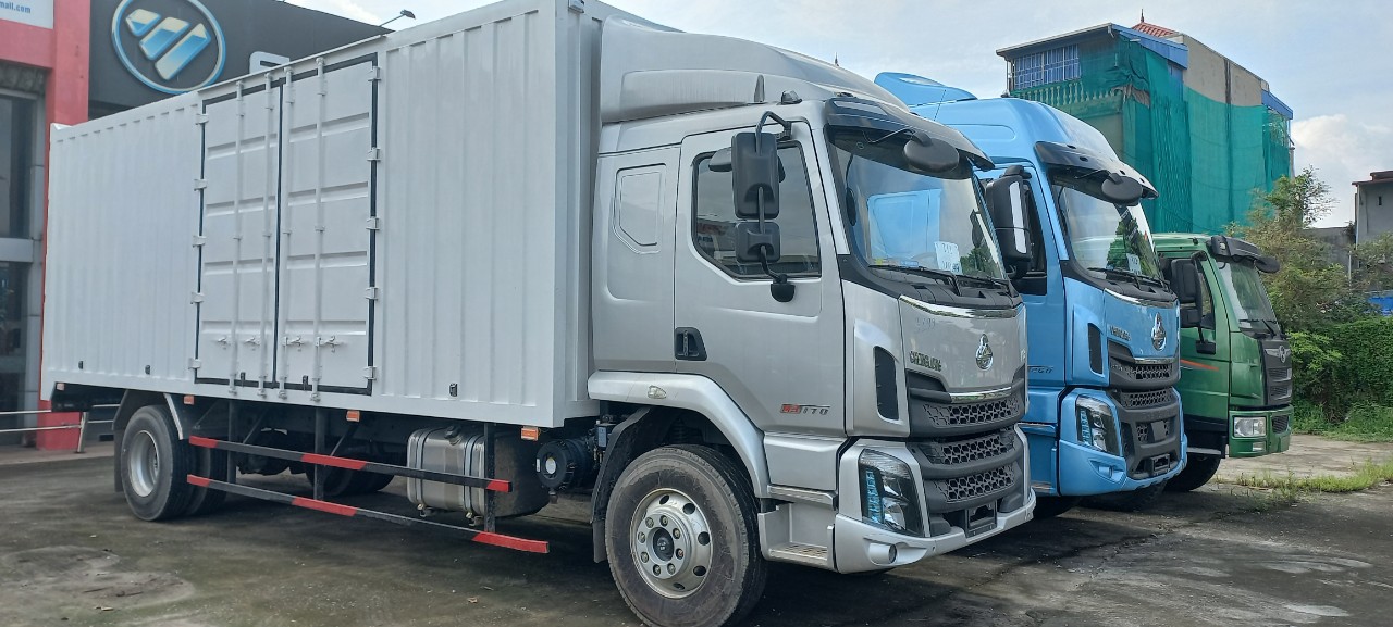 XE TẢI THÙNG CHENGLONG M3 170HP 4X2