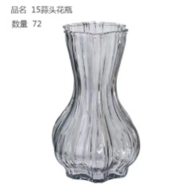 Lọ hoa thủy tinh hình củ tỏi, mã 15.