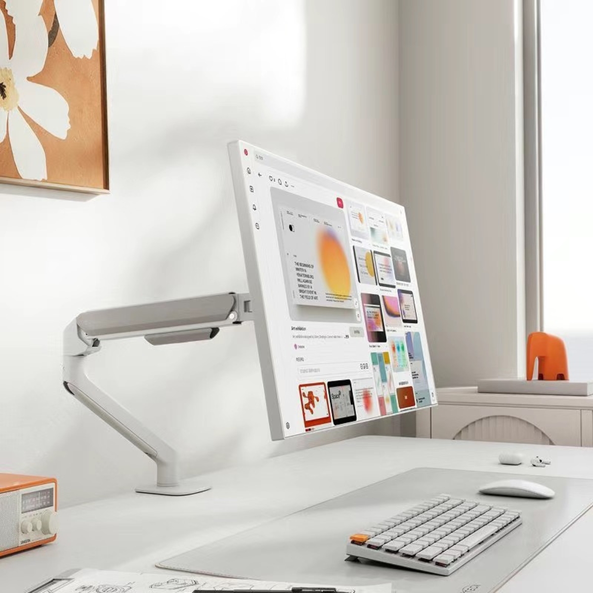 Arm Màn Hình Máy Tính Brateck E350 – Hỗ Trợ Màn 17”-32”, Tải Trọng 9Kg, Xoay Gập Linh Hoạt Chuẩn Công Thái Học