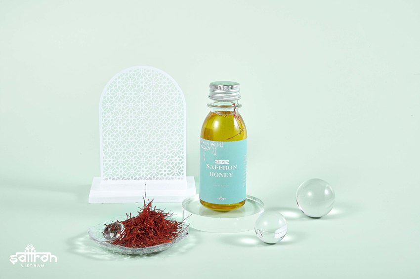 Bộ sản phẩm Phục Hồi Và Trị Mụn Saffron Soothing Mask