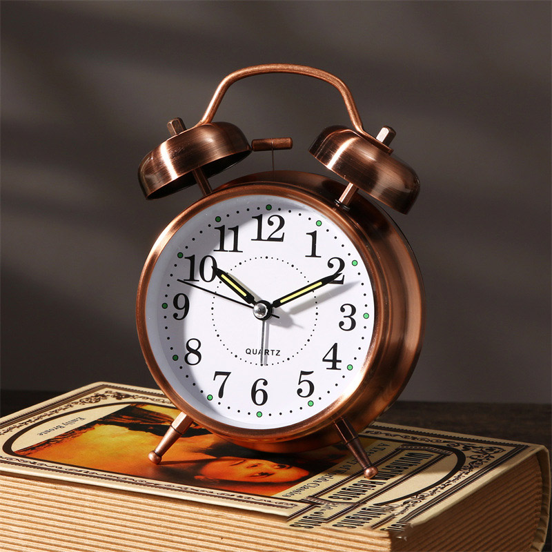 Đồng Hồ Chuông Reo Báo Thức To Để Bàn Size Lớn 4inch Có LED Dùng Kim Trôi - YH668