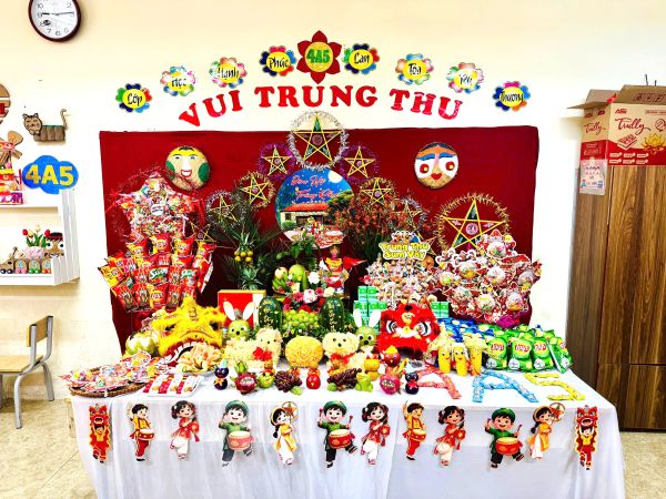 TRUNG THU YÊU THƯƠNG – RỘN RÀNG NIỀM VUI TUỔI THƠ TẠI TRƯỜNG TIỂU HỌC DƯƠNG HÒA 3