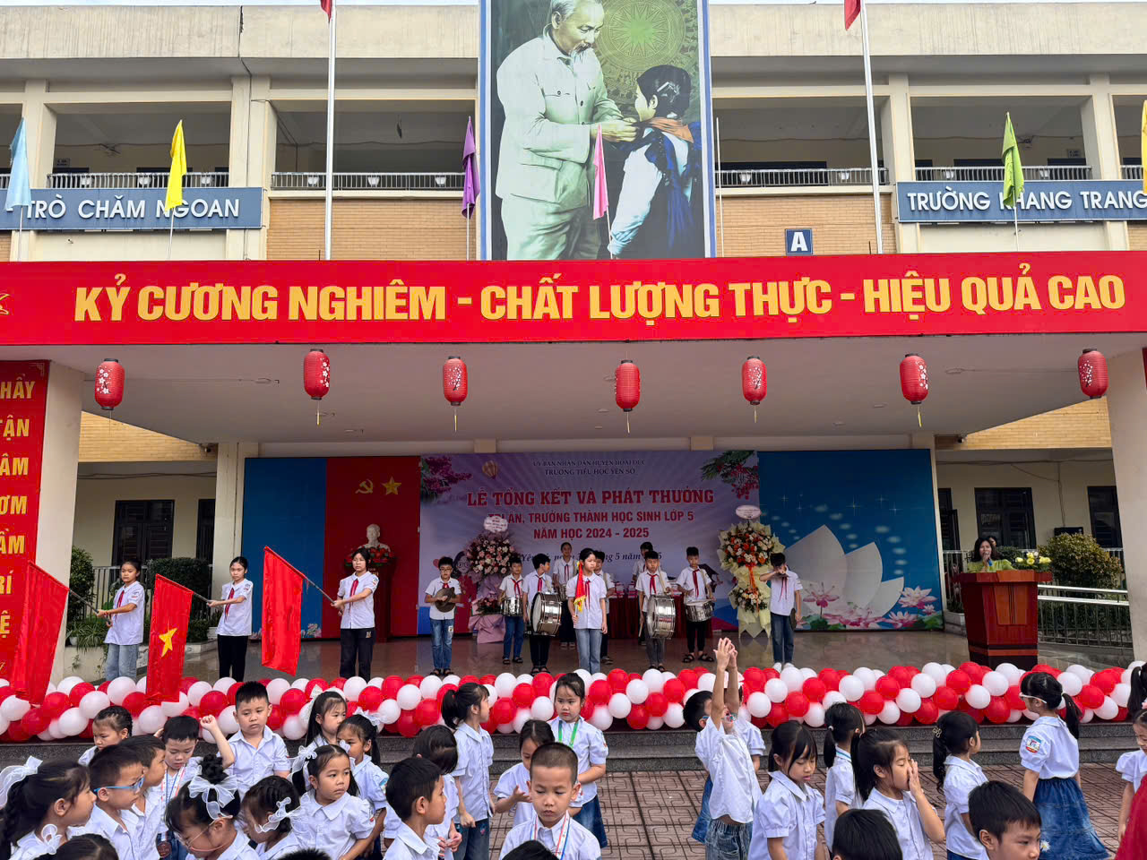 LỄ TỔNG KẾT, PHÁT THƯỞNG NĂM HỌC 2024 - 2025