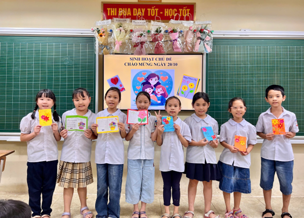 Chuỗi hoạt động các lớp chúc mừng 20/10 của trường Tiểu học Yên Sở Chuỗi hoạt động các lớp chúc mừng 20/10 của trường Tiểu học Yên Sở