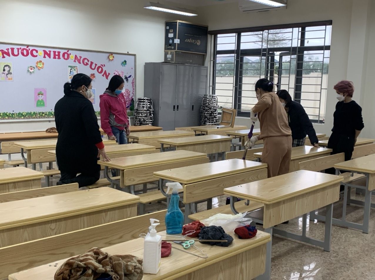 Trường Tiểu học Yên Sở hân hoan chào đón các em học sinh trở lại trường học sau 9 tháng nghỉ phòng dịch Covid-19