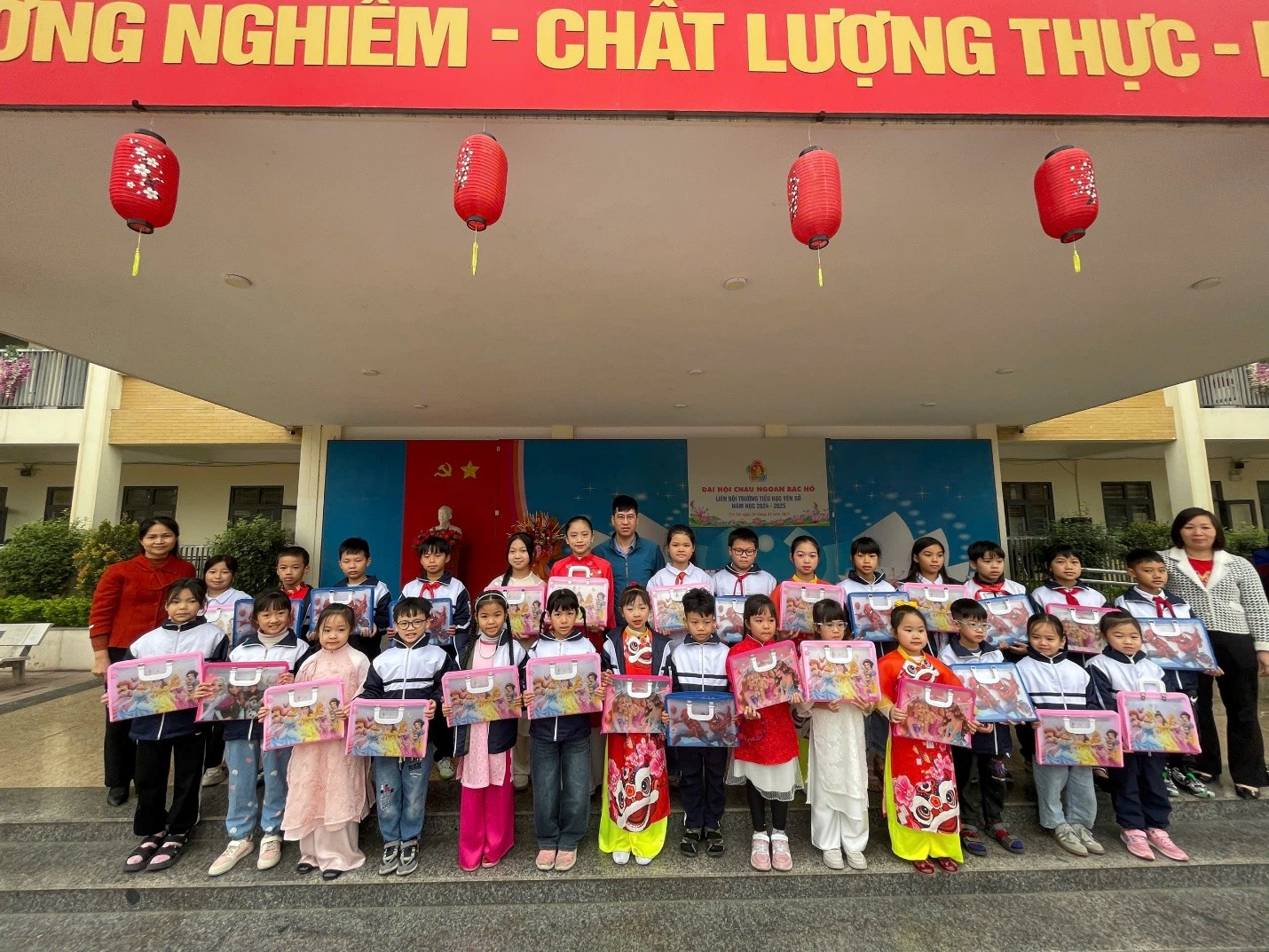 Trường Tiểu học Yên Sở tổ chức Đại hội Cháu ngoan Bác Hồ  năm học 2024-2025