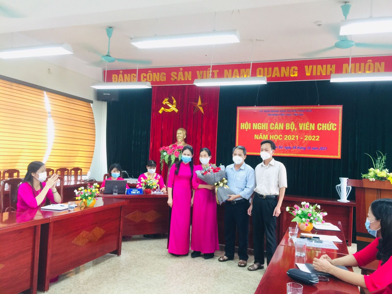 Trường Tiểu học Yên Sở tổ chức hội nghị cán bộ, viên chức năm học 2021 - 2022