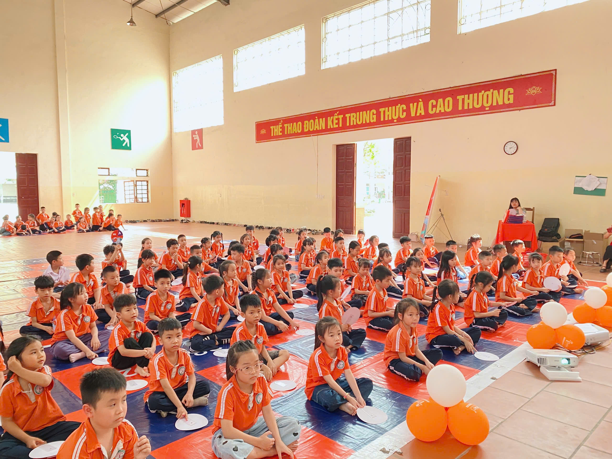 BIỆT ĐỘI KHOA HỌC ISMART NĂM HỌC 2024- 2025