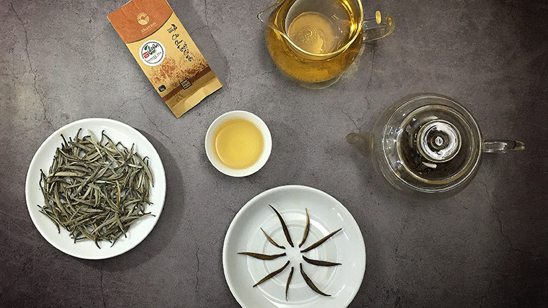 CHUM BẠCH TRÀ THIÊN TÀ XÙA 1T 100G