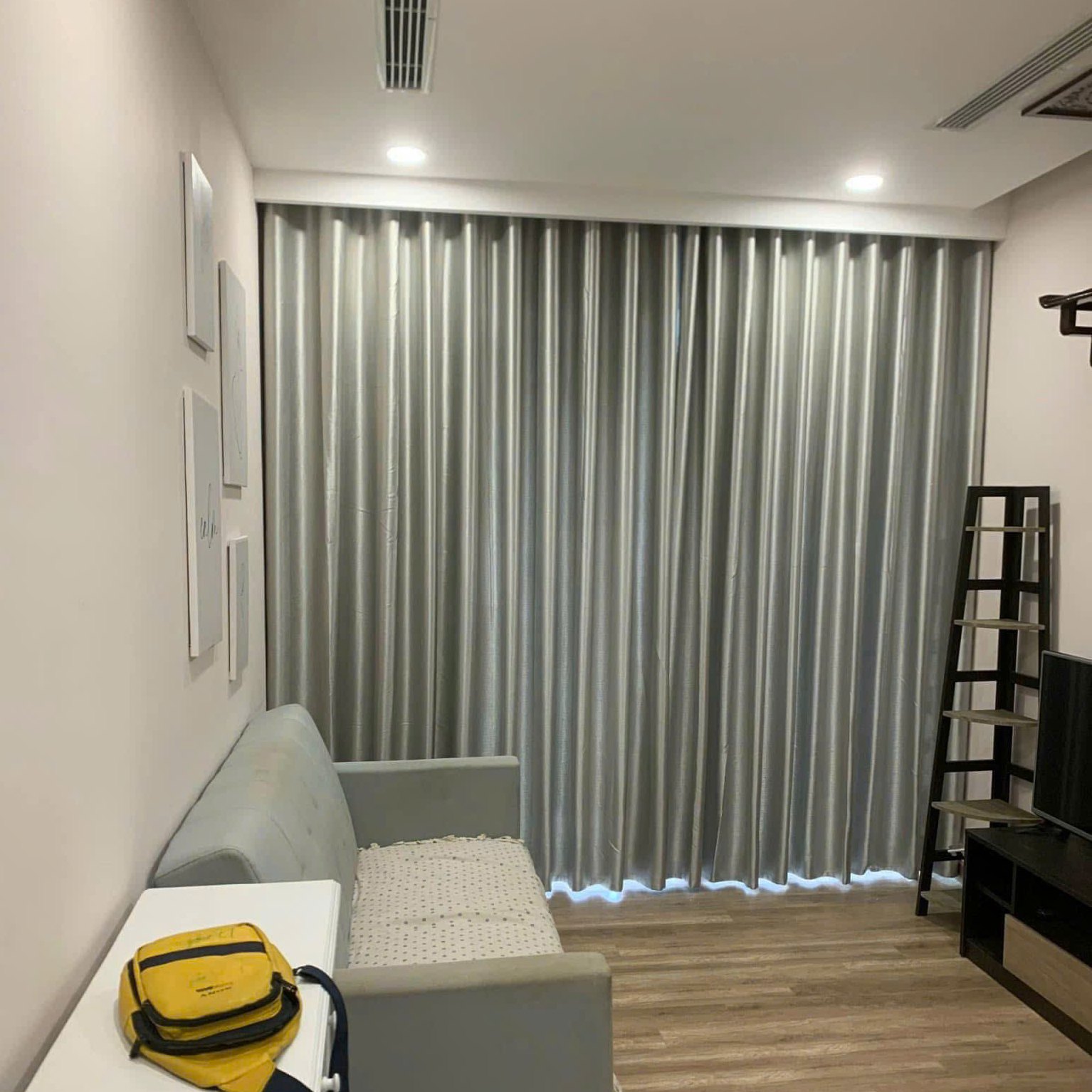 Rèm vải chống nắng - Màu xám bạc
