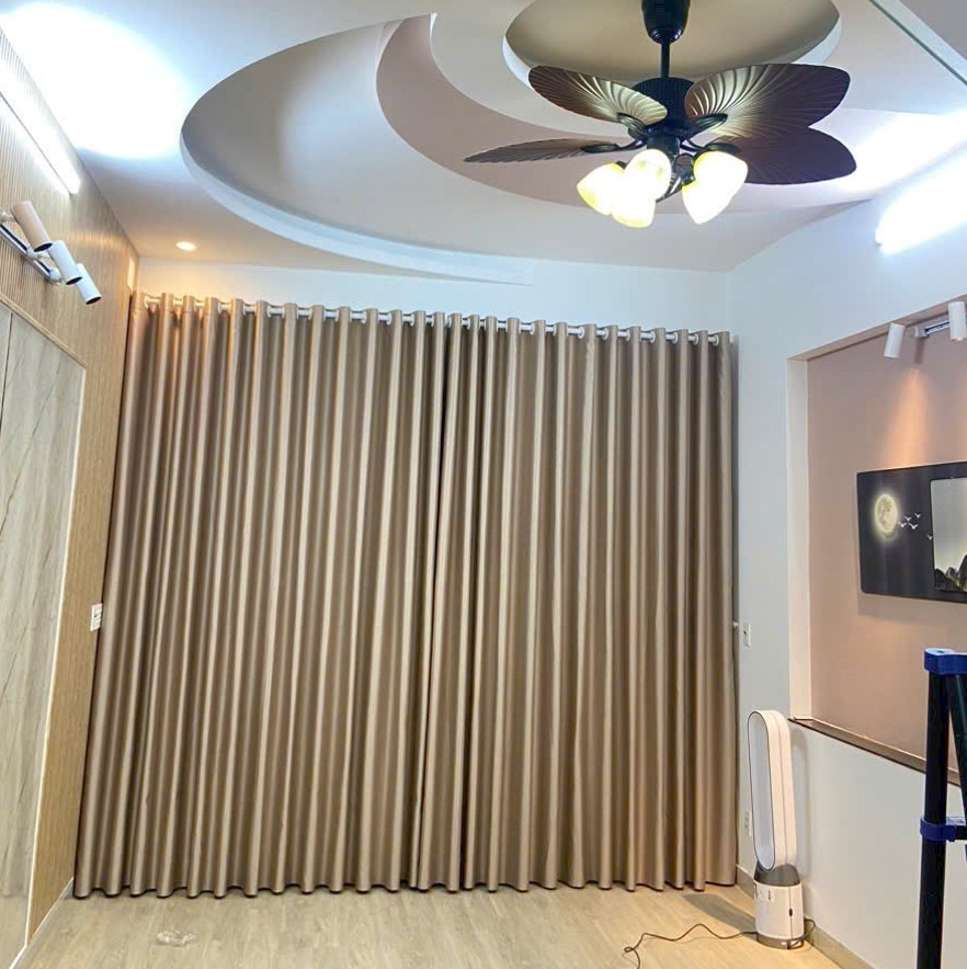 Màn rèm vải vàng be