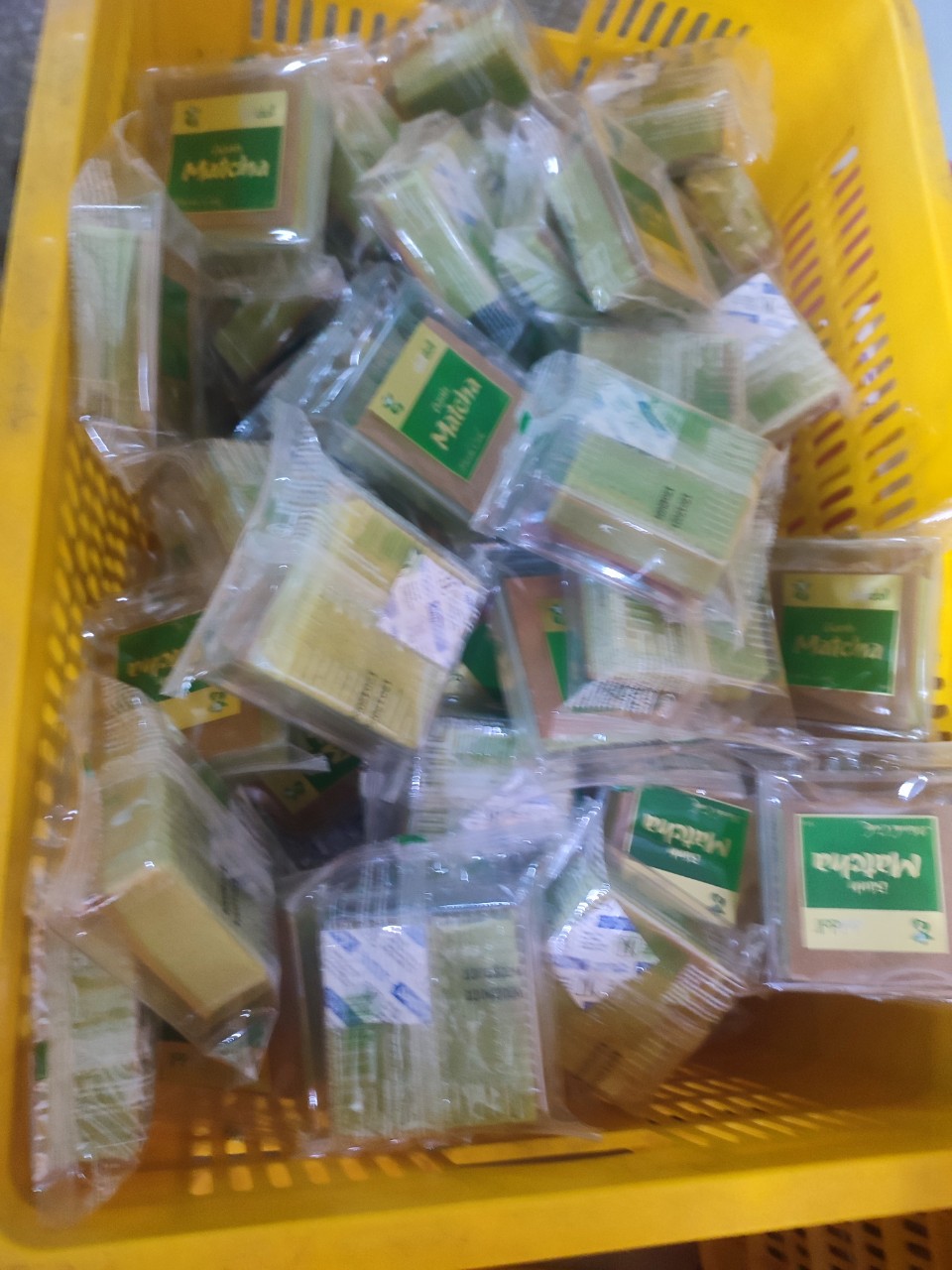 Thùng 100 bánh Tiramisu
