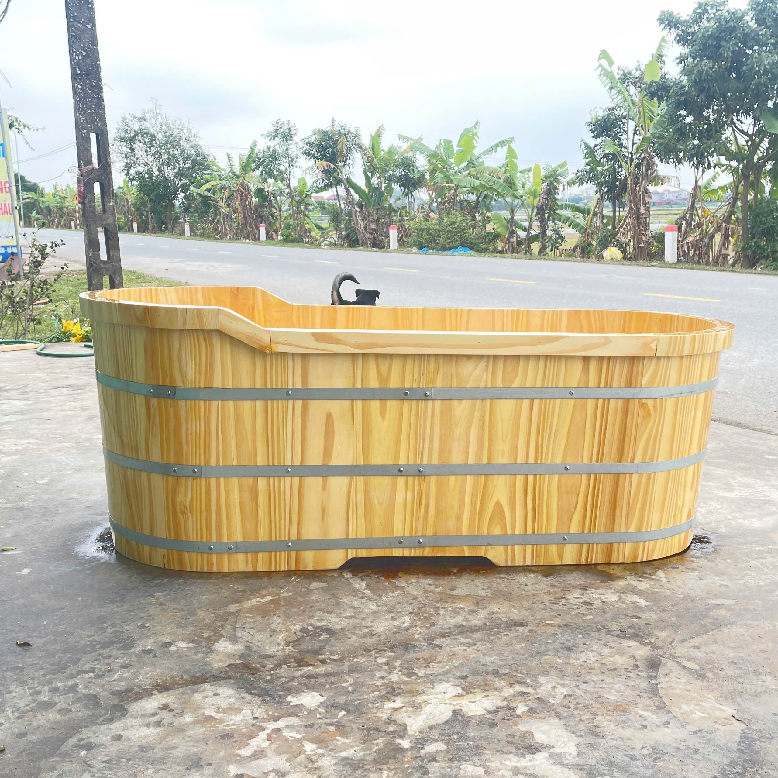 Bồn Ngâm Người Bằng Gỗ