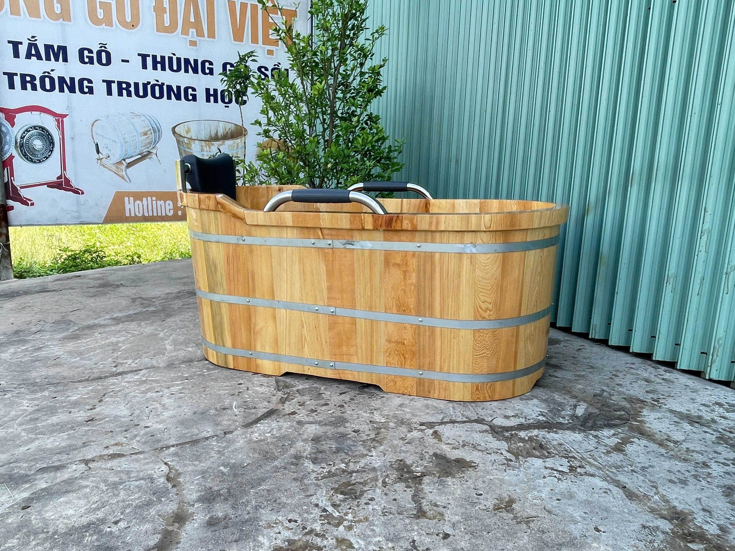 Bồn Tắm Gỗ Pơ Mu Dài 1m5