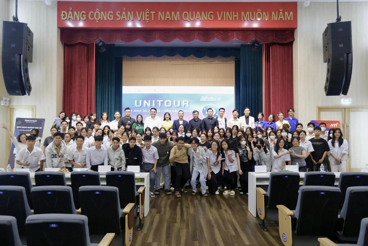 Unitour 2024 tại điểm đến tại Trường Đại học Công Nghiệp TP. HCM và Trường Đại học Hoa Sen