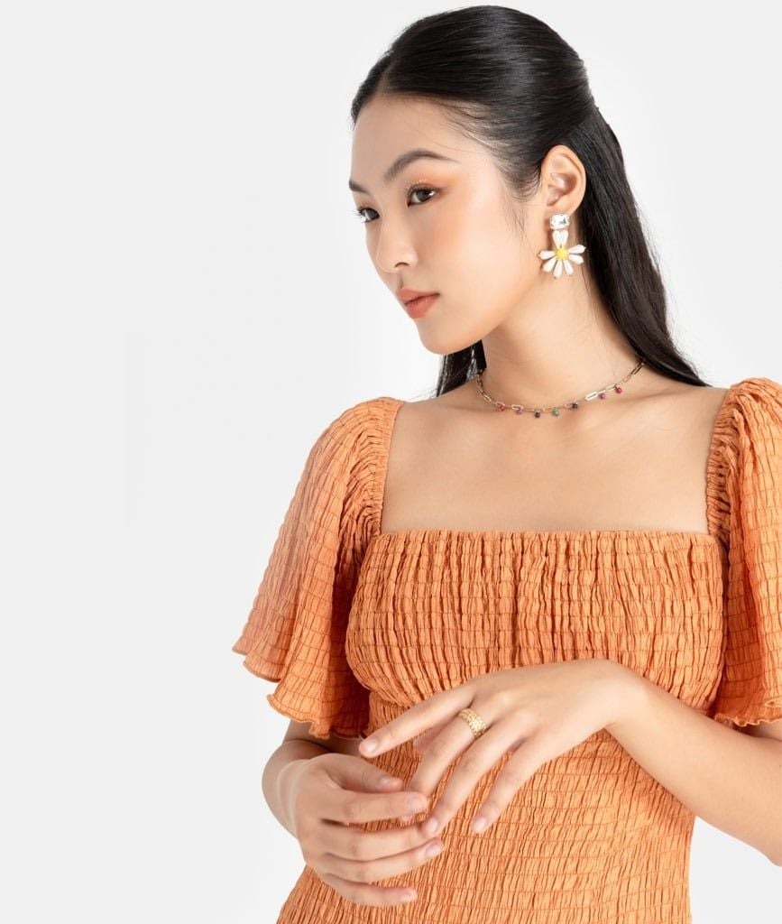 ĐẦM ÔM NINI CỔ VUÔNG TAY XÒE