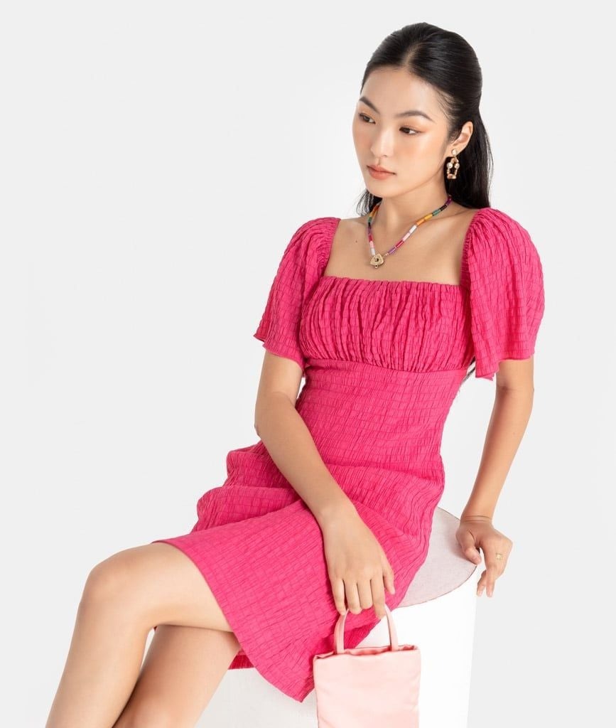 ĐẦM ÔM NINI CỔ VUÔNG TAY XÒE