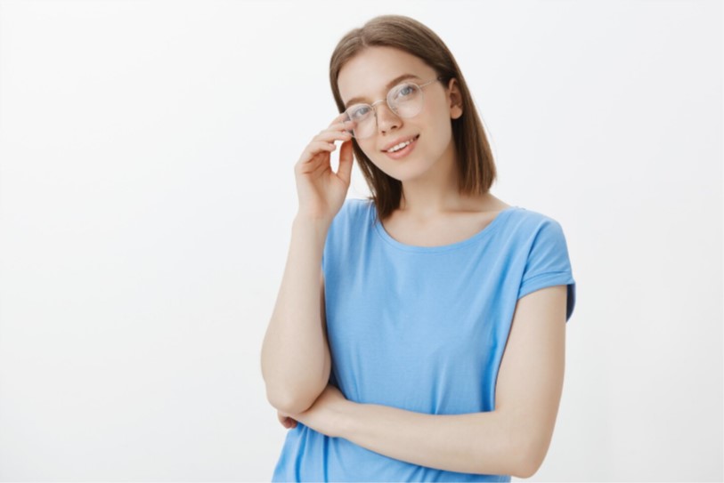 Cần cân nhắc công nghệ lọc ánh sáng xanh của mắt kính