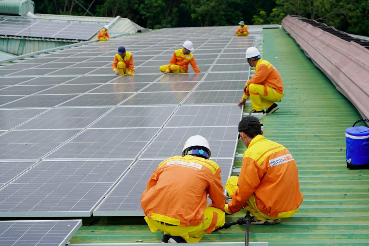 Lắp đặt điện năng lượng mặt trời có mang lại hiệu quả kinh tế?