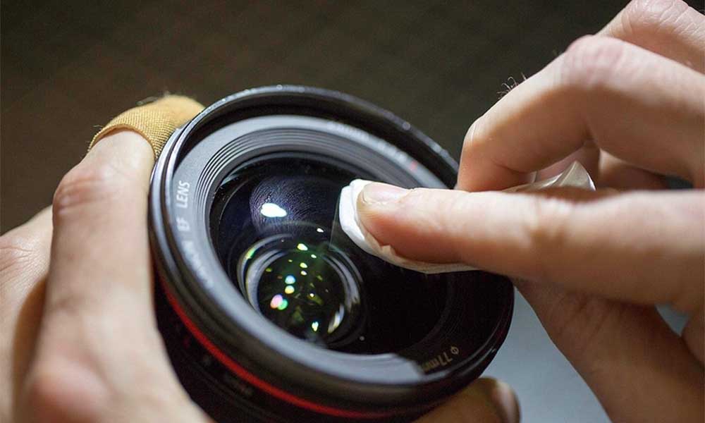 Cách vệ sinh ống kính máy ảnh bạn cần biết