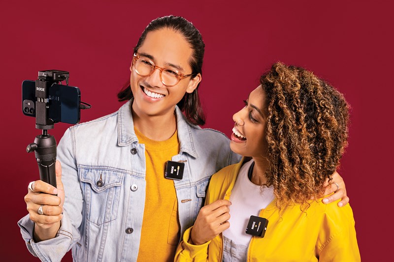 Top dụng cụ quay vlog cần thiết cho người mới