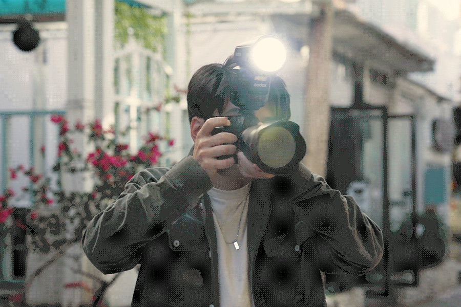 Bí Quyết Làm Chủ Ánh Sáng TTL Và HSS Ngoài Trời Với Đèn Flash Đầu Tròn Godox V100