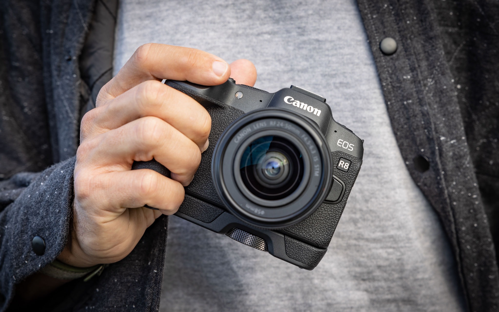 Máy ảnh Canon nào chụp đẹp giá rẻ?