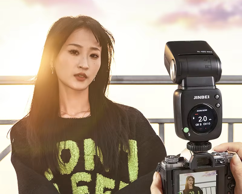 Đèn Flash Speedlite hỗ trợ nâng cao chất lượng hình ảnh