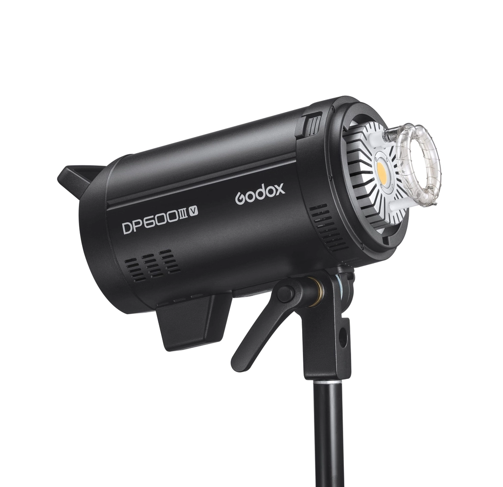 Đèn flash Godox DP600III-V - Mua đèn Flash Studio Godox trả góp Đèn flash Godox DP600III-V - Mua đèn Flash Studio Godox trả góp